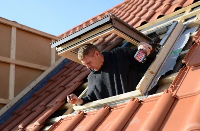 Pose de fenêtres de toit Velux à Saint-Maudez
